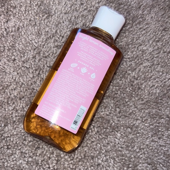 Bright lemon snowdrop bath and body works - Picture 2 of 2